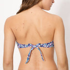 Conjunto bikini bandeau copa b, flowers de ysabel mora.