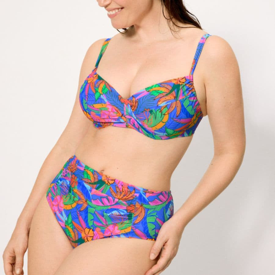 Conjunto bikini reductor copa c y d, palms de ysabel mora.
