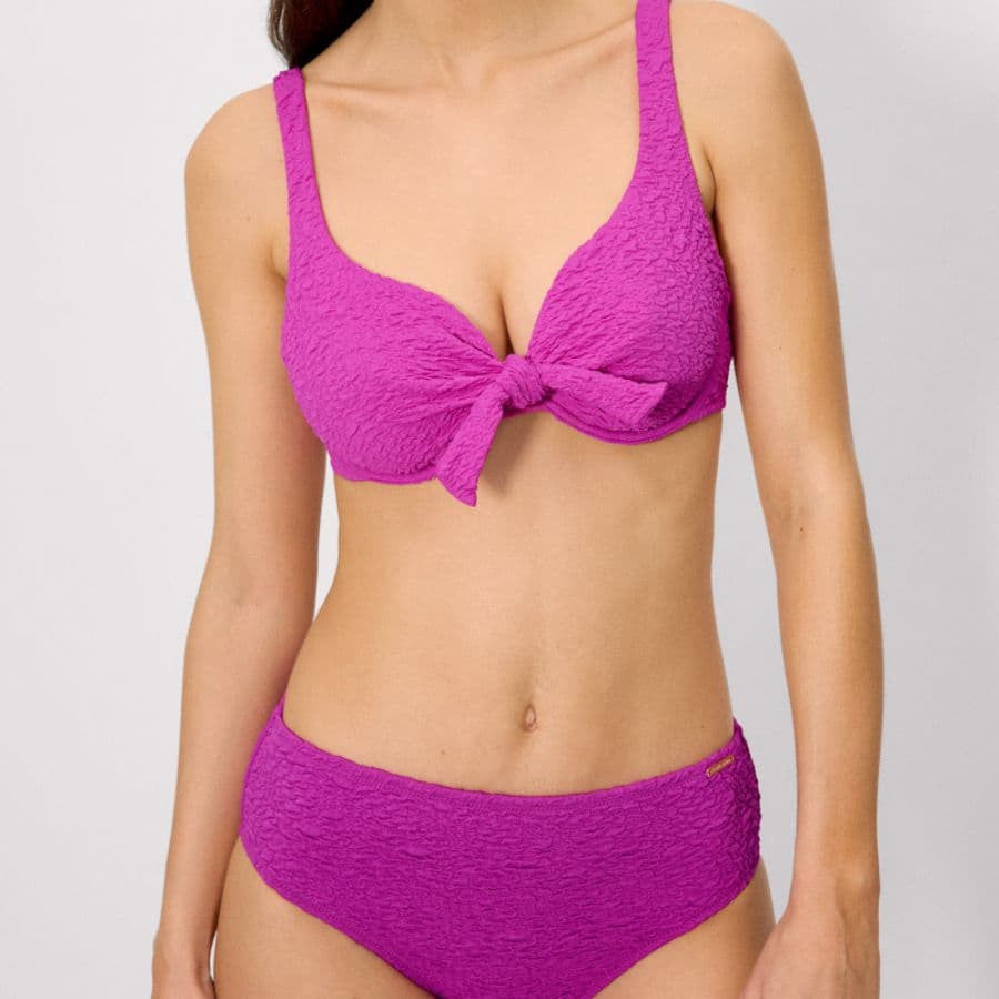 Conjunto de bikini reductor copa c, seasalt de ysabel mora.