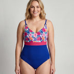 Reducing swimsuit, B cup, wireless, removable thin padding, Ilha da Flores, Ysabel Mora.