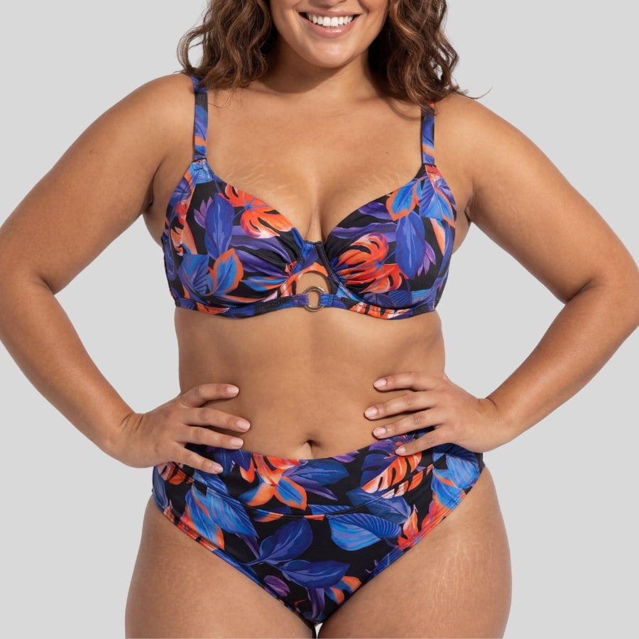 Copa bikini con aros y sin relleno, vybe de dorina.