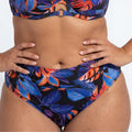 Braga bikini de talle alto estampada, vybe de dorina.