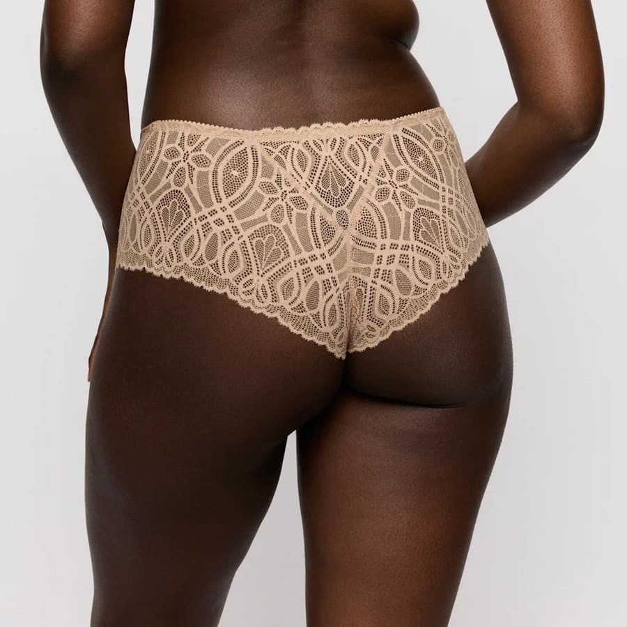 Braguita corte short de encaje, salerno de primadonna.