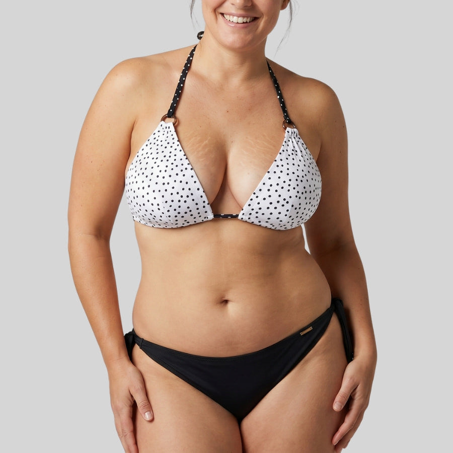 Ysabel Mora triangle bikini set, underwire-free with padding.