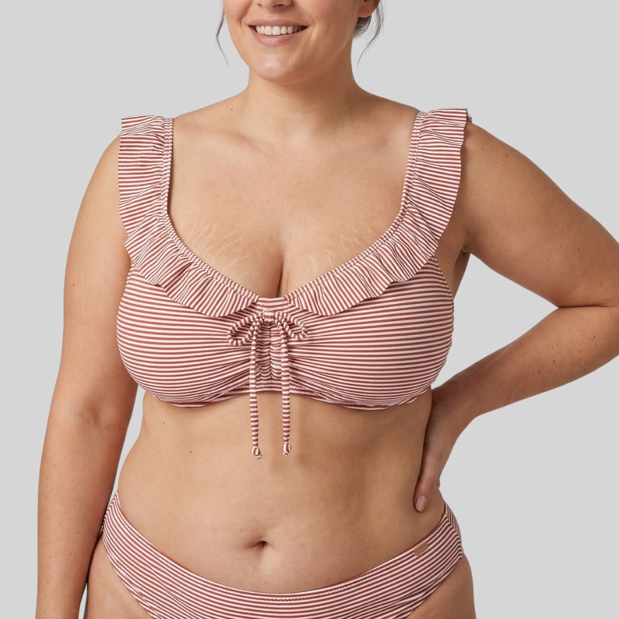 conjunto bikini de rayas sin aros, copa b de ysabel mora.
