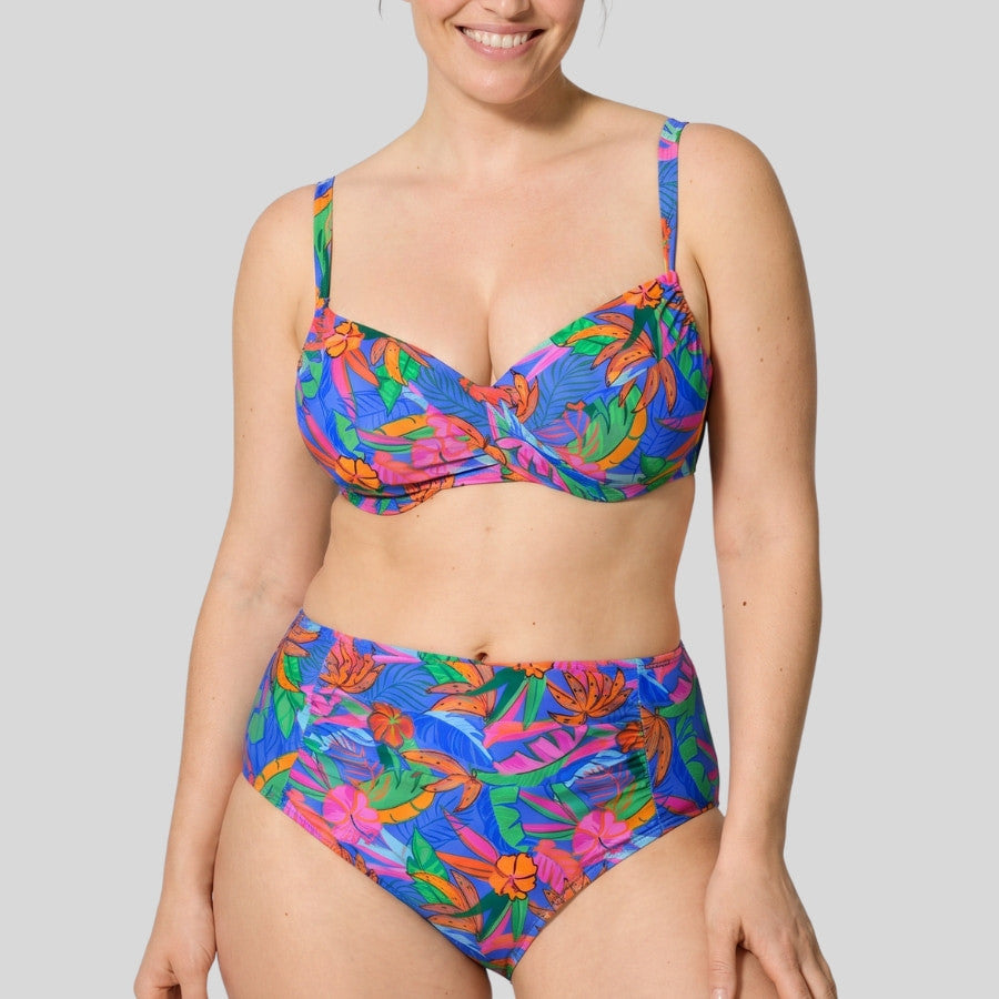 Conjunto bikini reductor copa c y d, palms de ysabel mora.