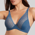 Sujetador estilo bralette super escotado, doris de selene.