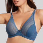 Sujetador estilo bralette super escotado, doris de selene.