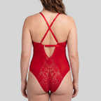 Body lencero super escotado de encaje, jemma de dorina.