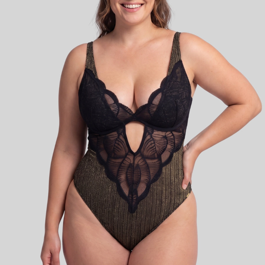 Body lencero corte tanga, con aros, bailey de dorina.
