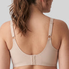 top sin costuras sin aros y con relleno, airlite de dorina.