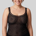 Camiseta de tirante fino y encaje, floret de janira.
