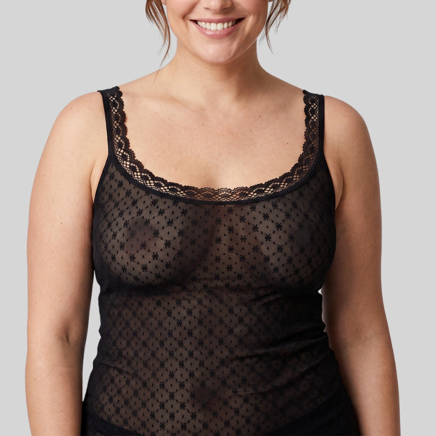 Camiseta de tirante fino y encaje, floret de janira.