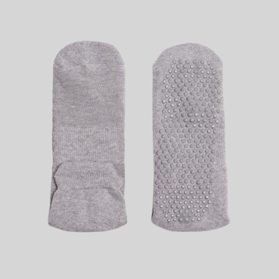 calcetines deportivos para yoga y pilates de ysabel mora.