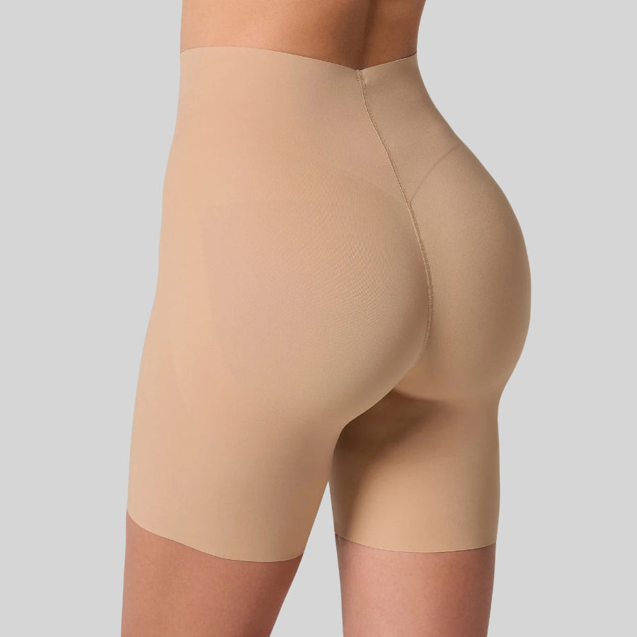 Culotte invisible de control en abdomen y muslos de leonisa.