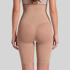 Faja pantalón control abdomen y levanta glúteos de leonisa.